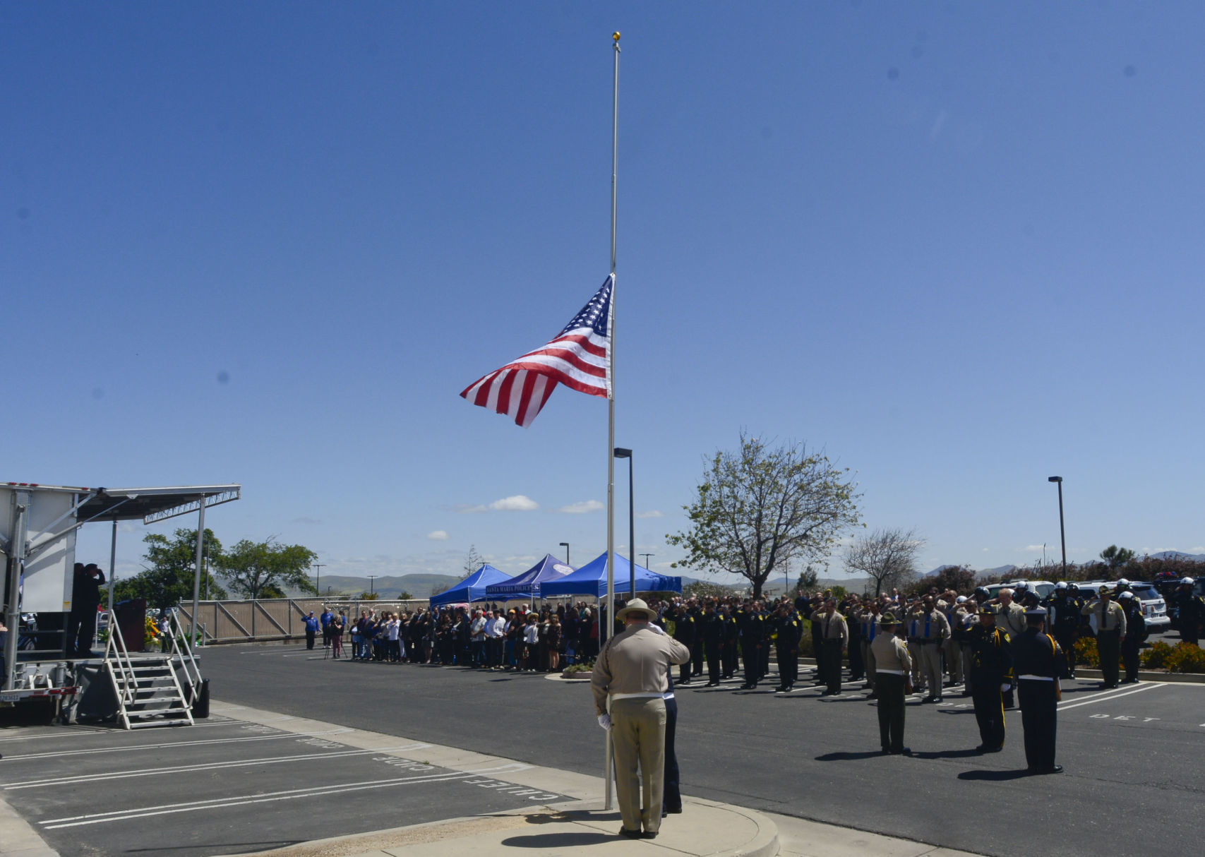 051618 Police memorial 13.jpg